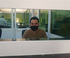 موظفي تسليم واستلام  